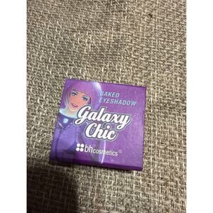 BH cosmetics galaxy chic baked eyeshadow ￼